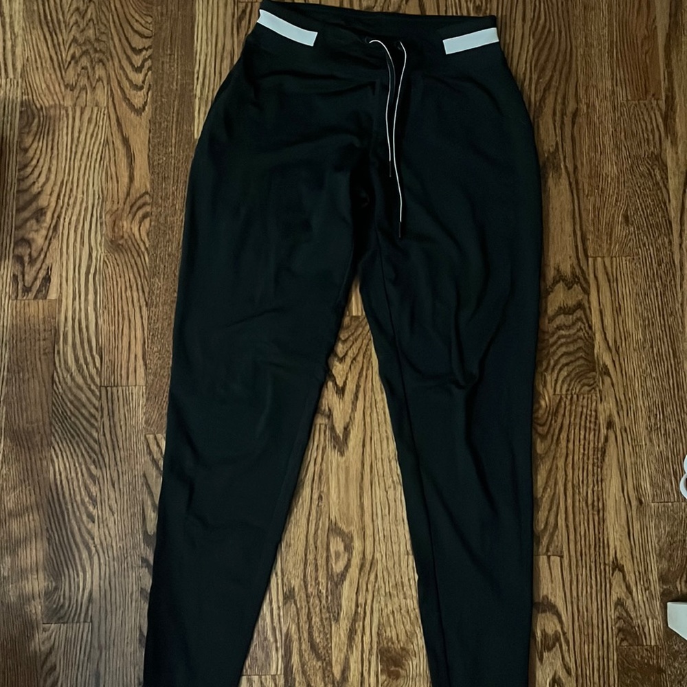 Women’s Reebok pants joggers black and white